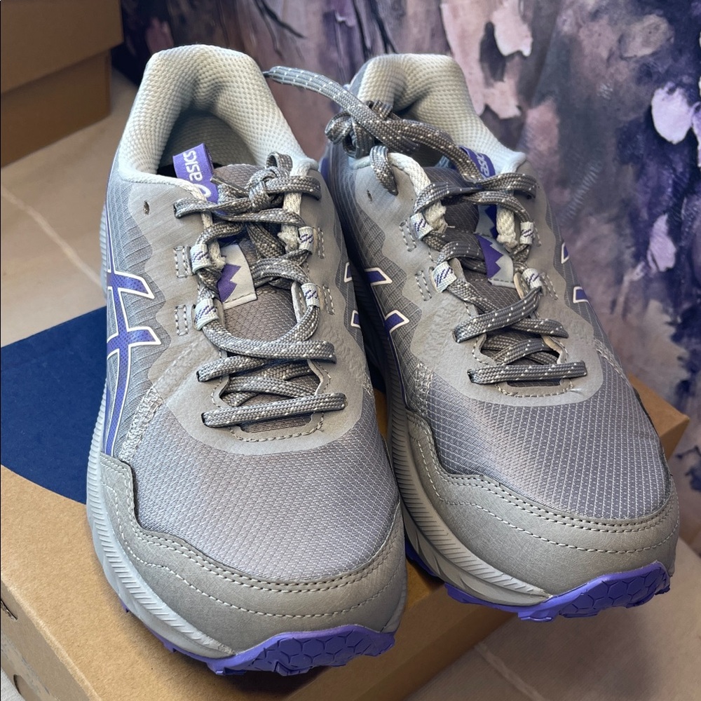 ASICS Women's Gel Venture 10 Trail Shoe - Gray and Lavender - Picture 7 of 9